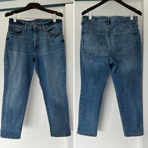 Old Navy Women's Straight Leg Jeans, petite or capri length